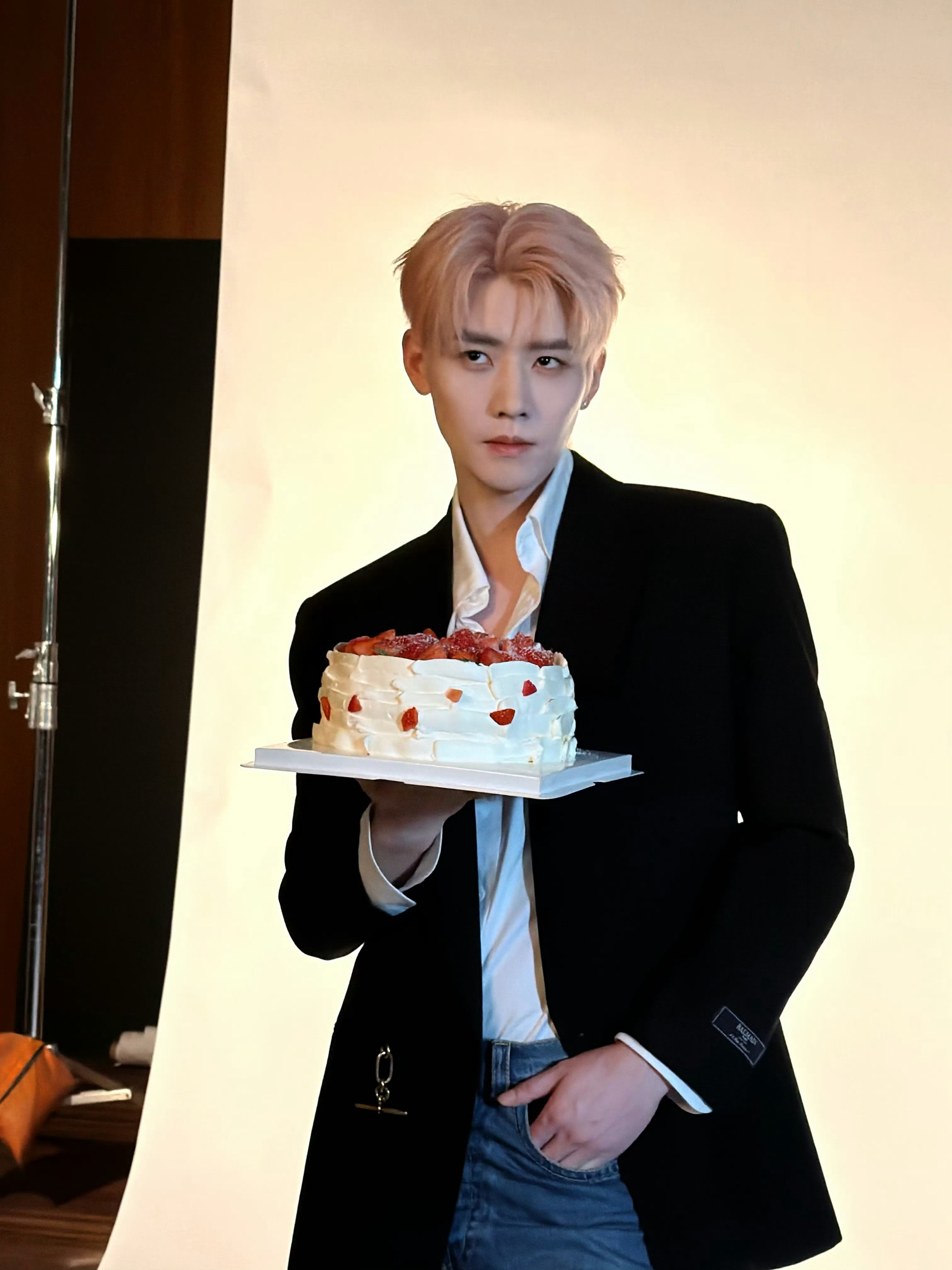 任豪0717生日快乐任豪三十而立之后的第一年～愿往后：无纷扰、有佳作、常欢愉、皆