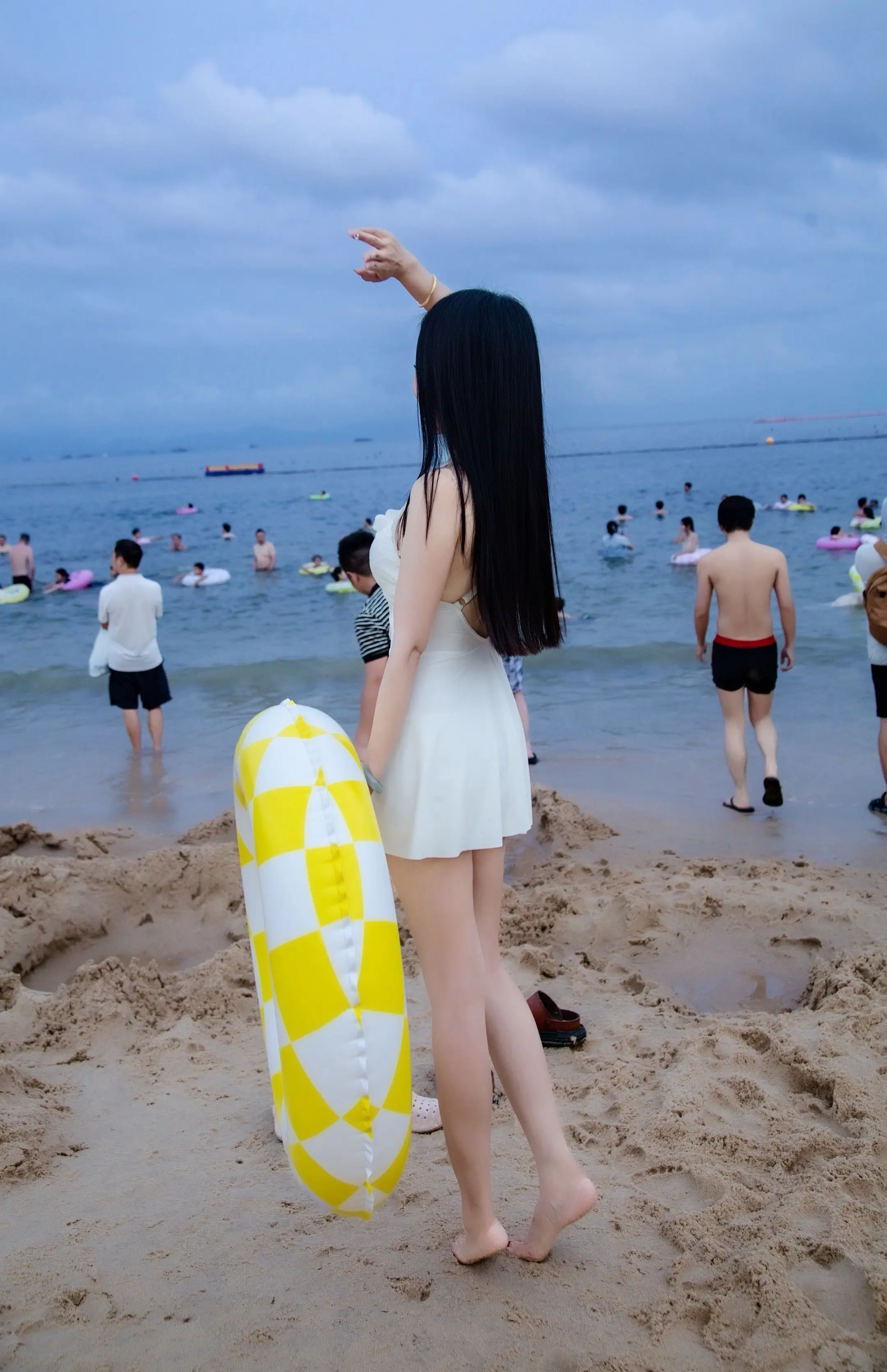 来日并不方长，做你想做的事，看你想看的风景，有多大的能力就做多大的事...