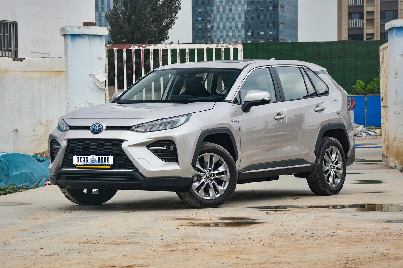 二手威兰达，丰田神话碎了？现在抄底还是继续观望？
兄弟们，今天聊一个“信仰崩塌”