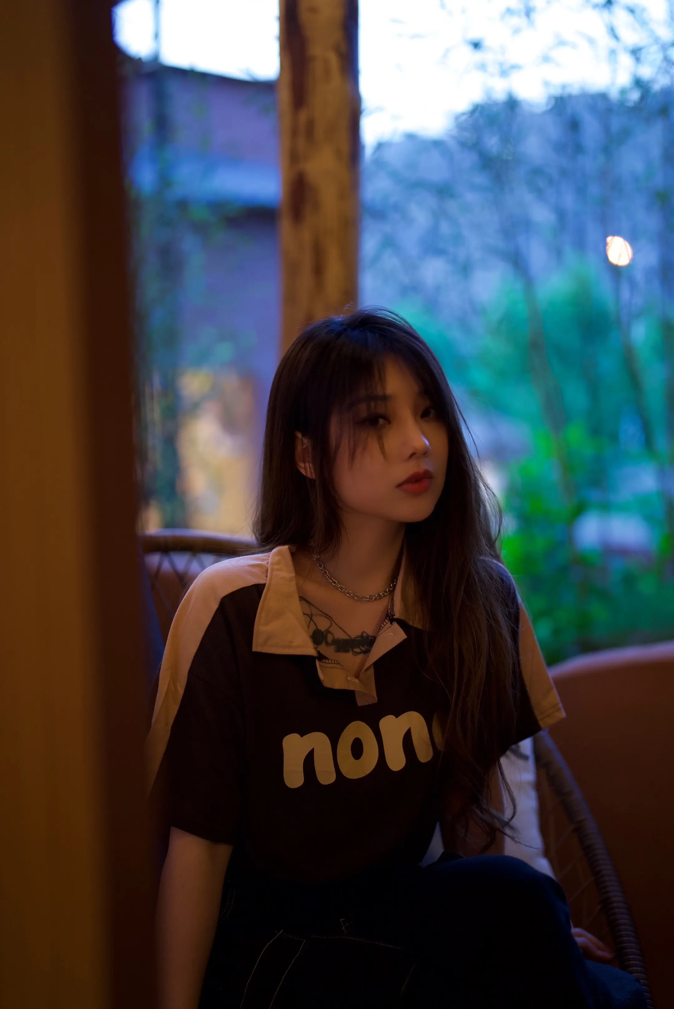 被命运吊打那几年我认清一个事实。挨打要立正，态度要诚恳 比伶起来吊打好…