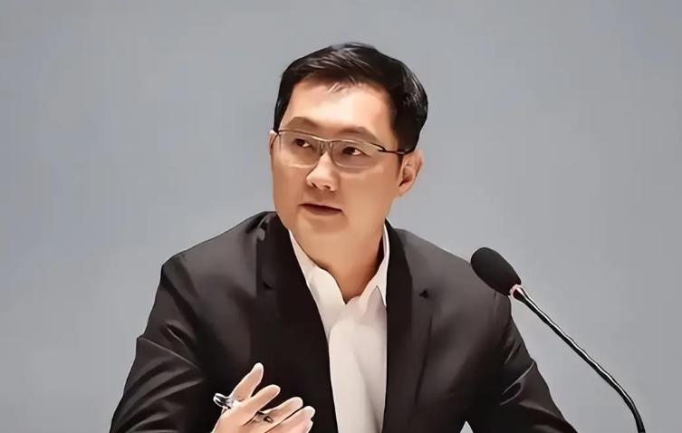 据报道，近期马化腾在腾讯股东大会谈到了“腾讯AI进展”这一话题。
 
他表示：“