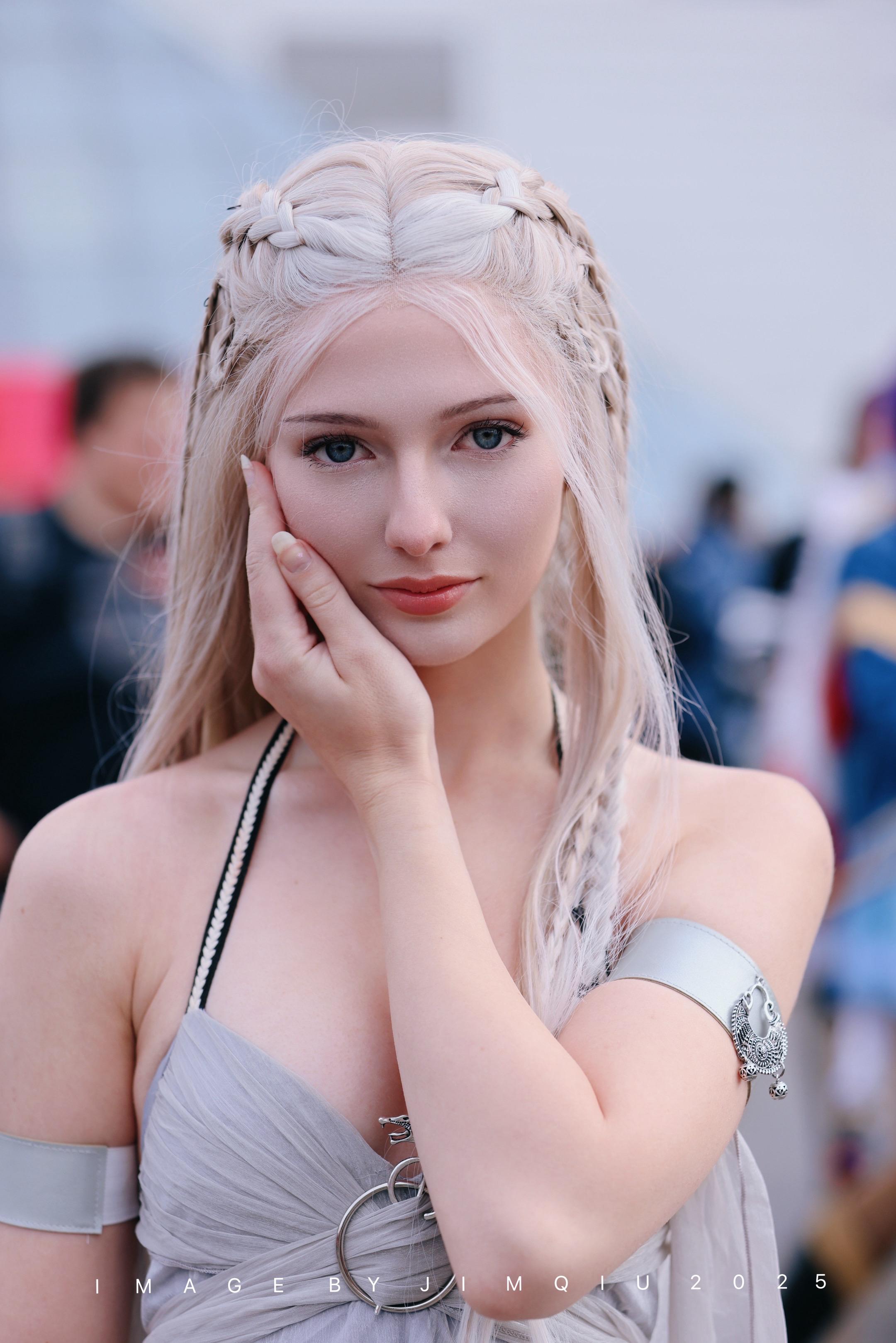 伦敦漫展最美冰与火。