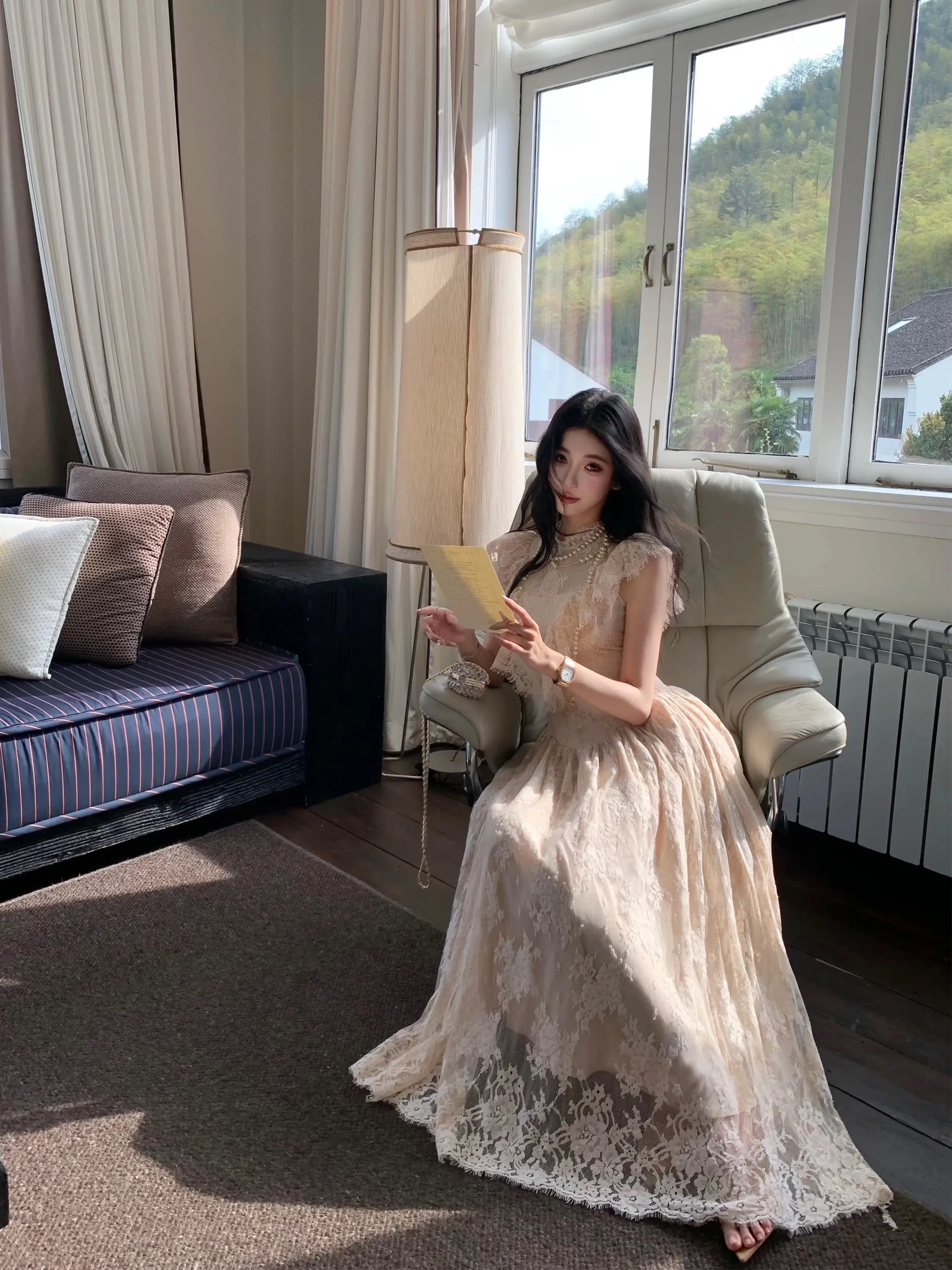 劣质的香水是没有后掉的 人也是。