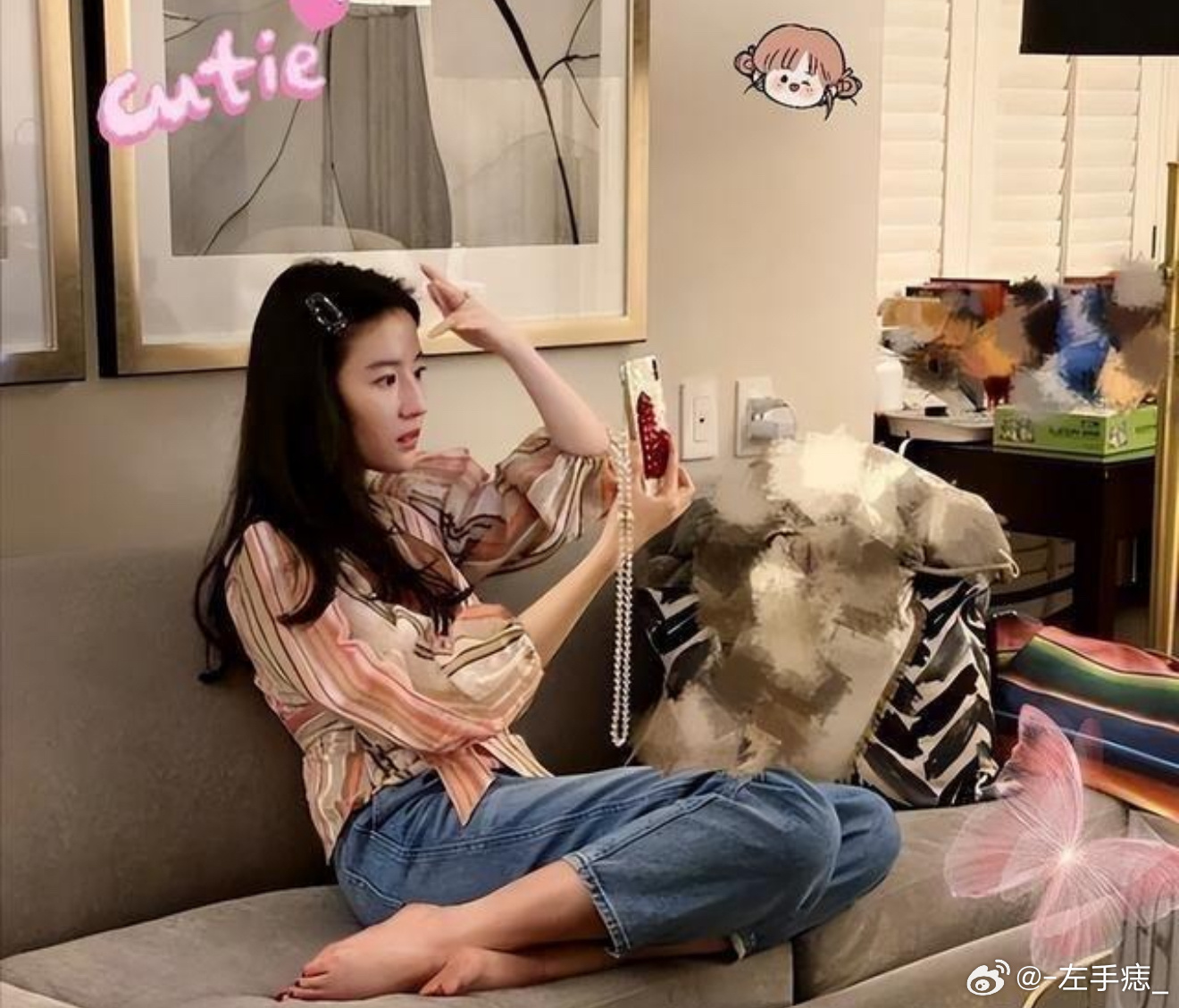 刘亦菲新居全屋布置暖意满满，干净整洁一尘不染，好温馨啊 