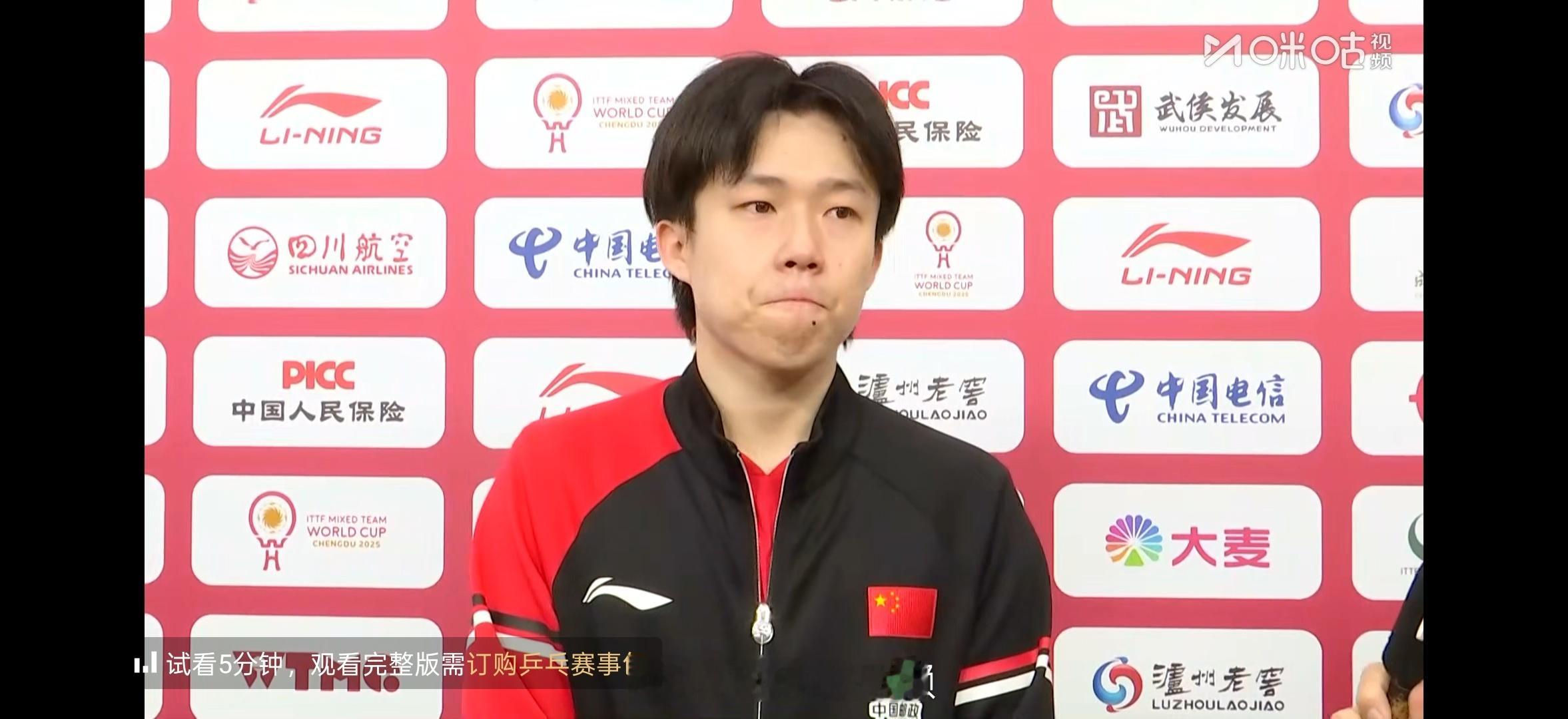 比赛那会就发现了 额头上长了个痘🫳🏻🥺 