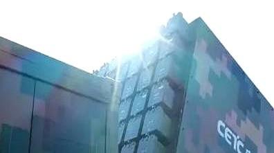 3月26号，央视军事频道一段巷战画面，估计让五角大楼的电话彻底被打爆了。
画面里