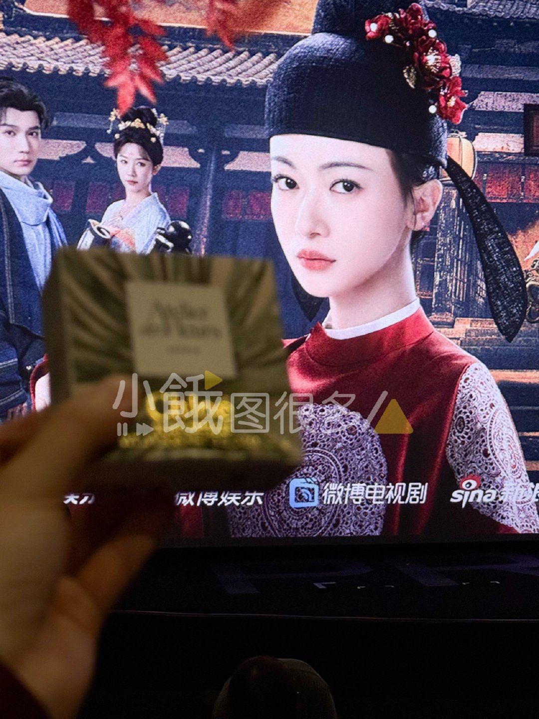 吴谨言孟廷辉 吴谨言送的伴手礼都是香香的，chloé的香皂好好闻