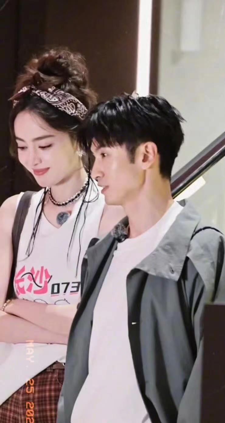 发现没有张云龙娜扎是纯纯的俩恋爱脑，帅哥美女在一起我也不反对 ​​​