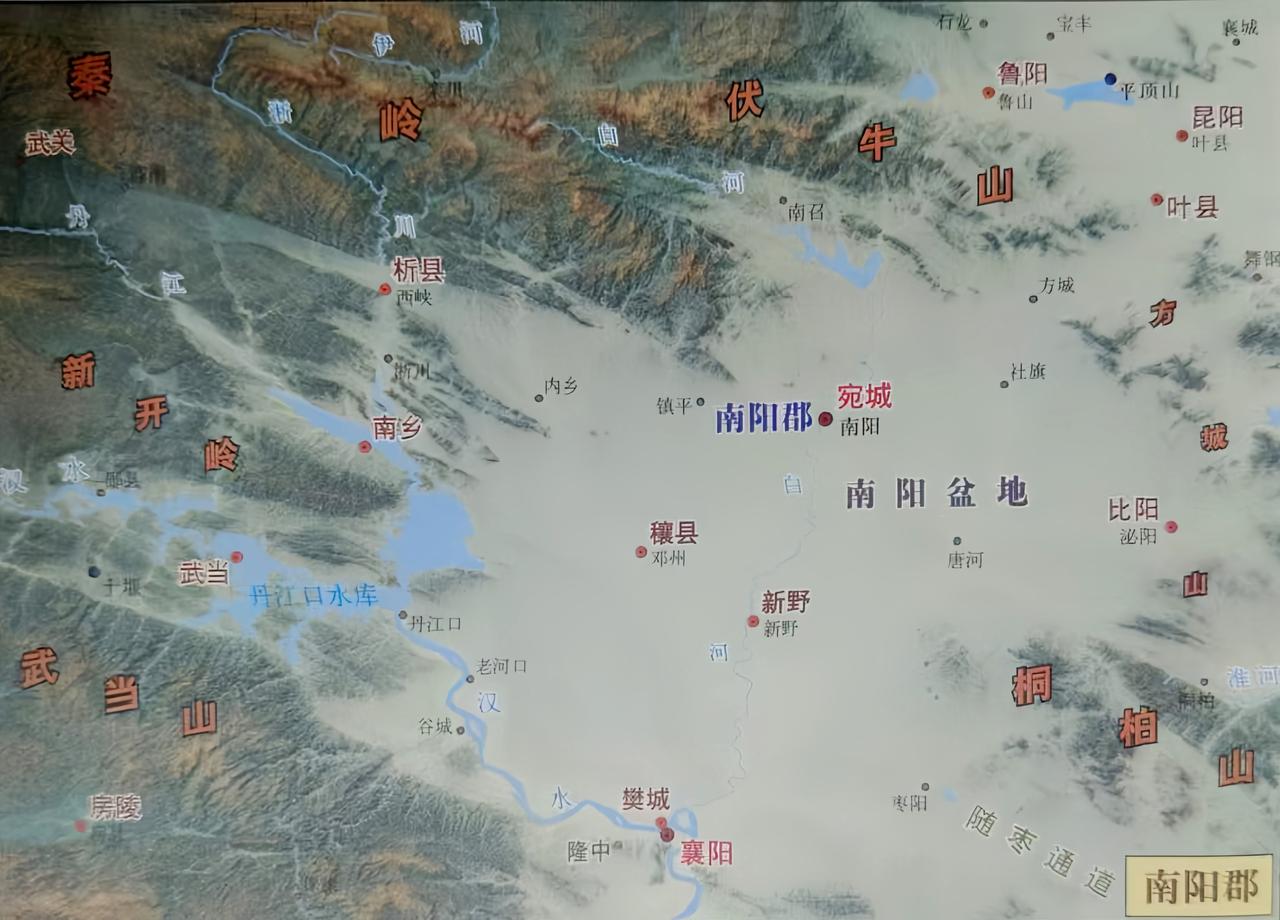 曹操取南阳
 
建安二年（197年），曹操南征宛城，部队到达淯水（今白河），张绣