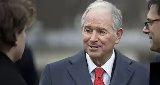 犹太学者预言，西方即将爆发内战，还断言未来能给犹太人提供最稳固庇护的只有中国。 