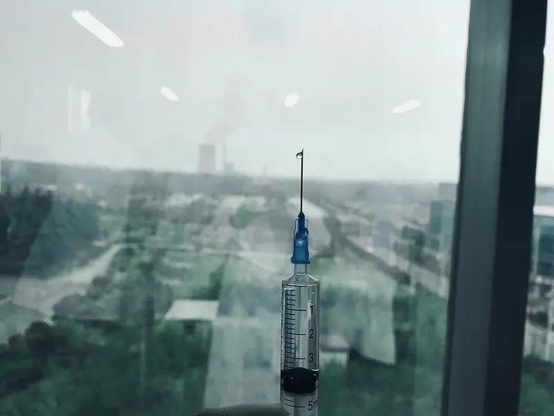 母恩似海，子孝如天。你妈遇到你这样的儿子和儿媳妇是多少辈子修来的福。卖房救母实是
