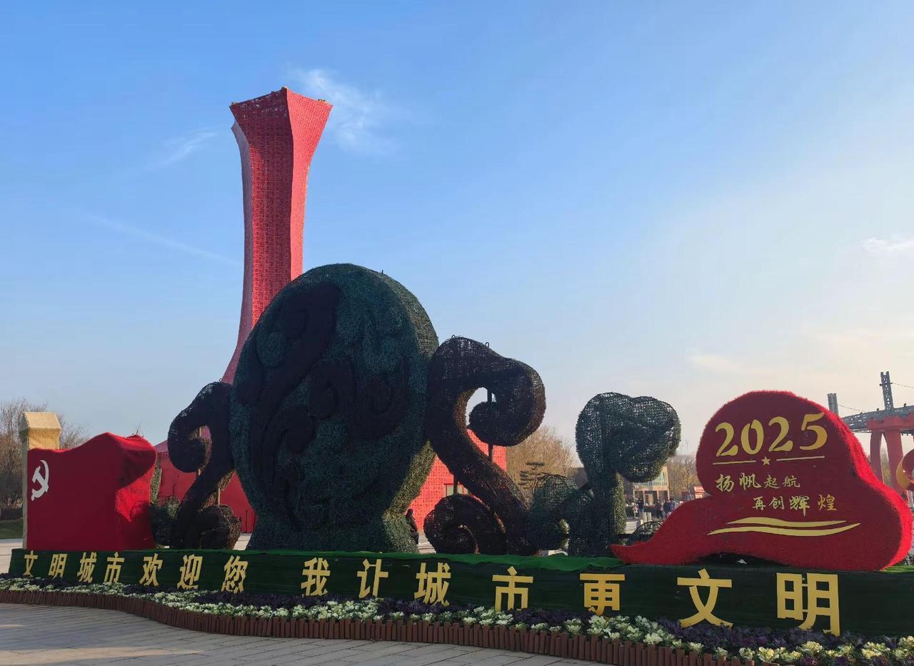 下午路过“商丘好人”公园驻足片刻，纯粹是主题被吸引，这个月都是在解决一些魑魅魍魉