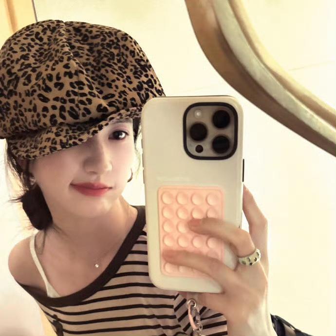刘些宁，大美女头像换起来！刘些宁自拍 刘些宁公主造型