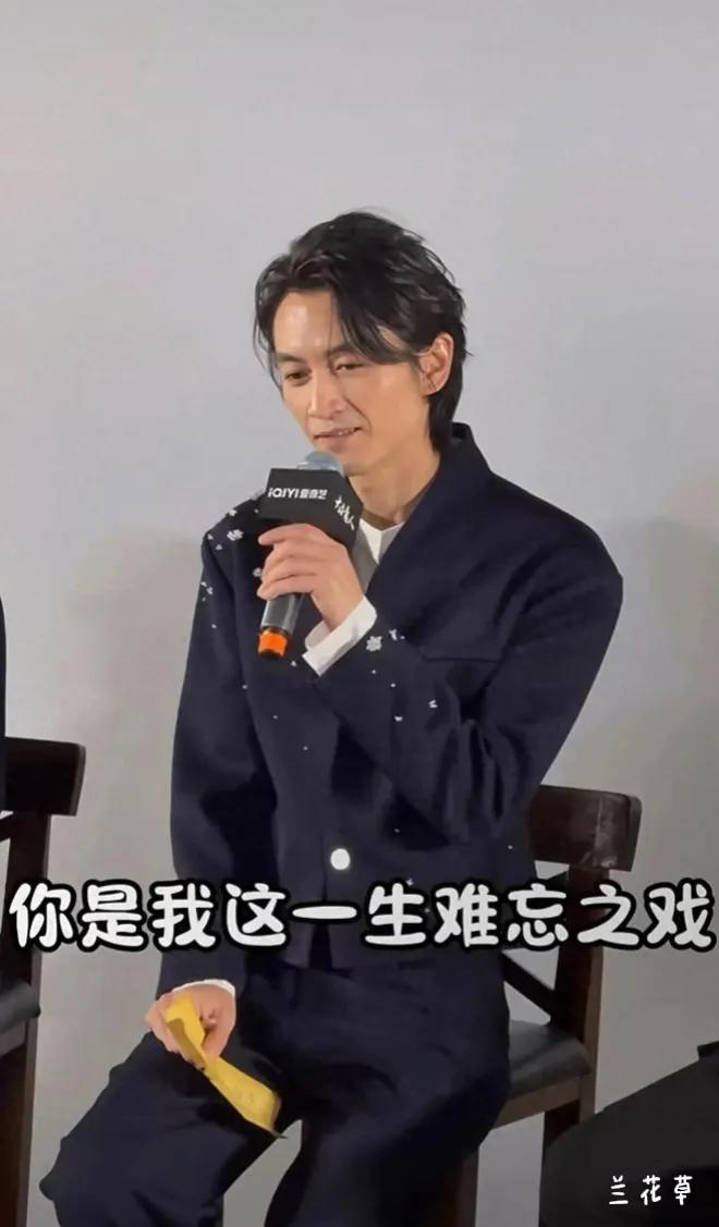 陈晓瘦到脱相，究竟为哪般？
曾经的“陌上人如玉”，面部丰满，双目有神，现如今，憔