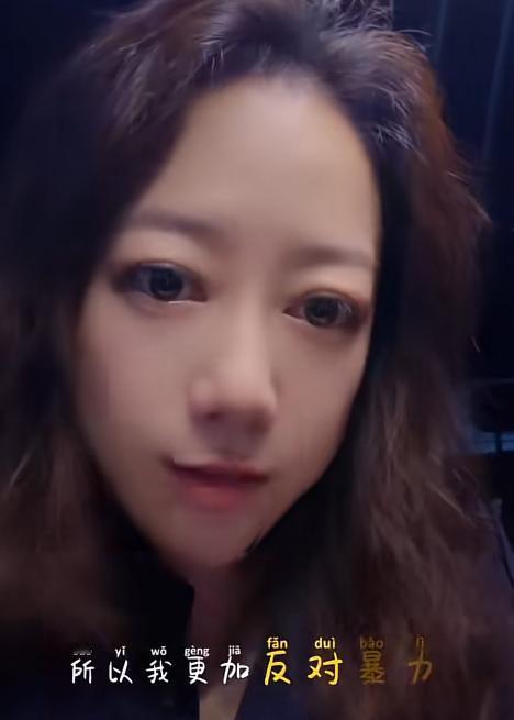 南京某设计师不知93阅兵，甲方老板震惊质问，依旧冷淡：没听说过
 
我们活在一个