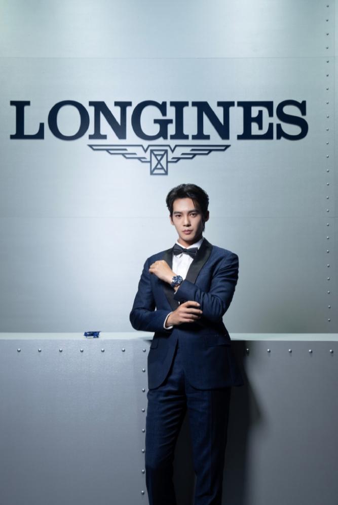 浪琴可能要签于适！
目前浪琴内娱只有赵丽颖一个优雅形象大使，另一位是台湾艺人彭于