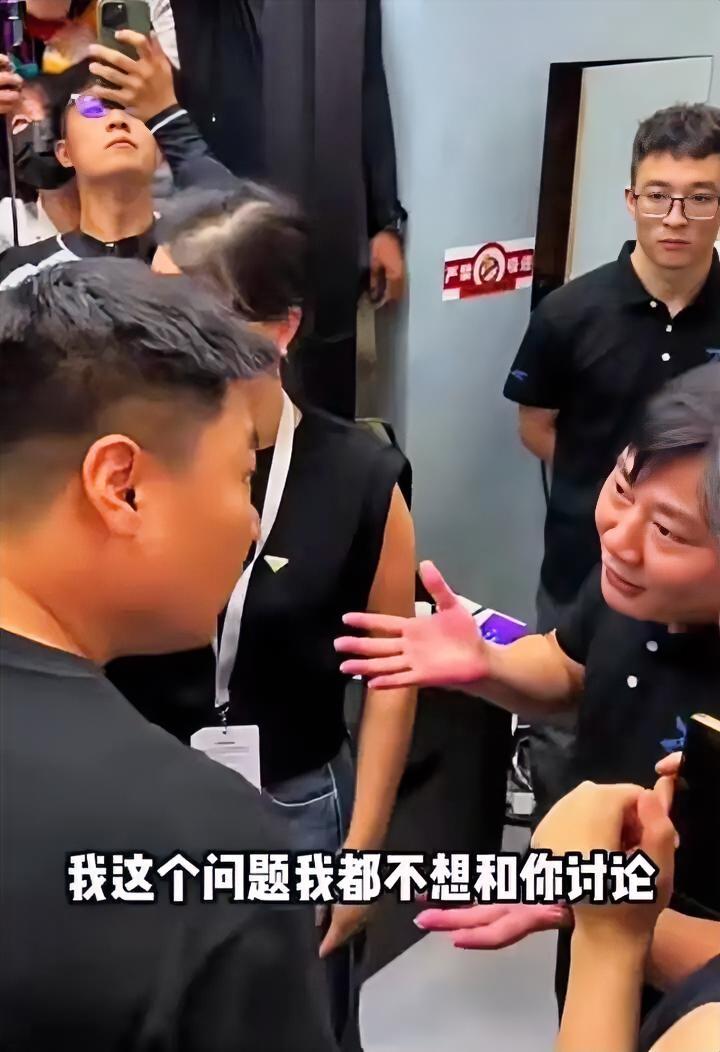 再次刷到王铸找张雪麻烦的视频，背后一阵发凉，有些人就不是奔着解决问题来的。
当时