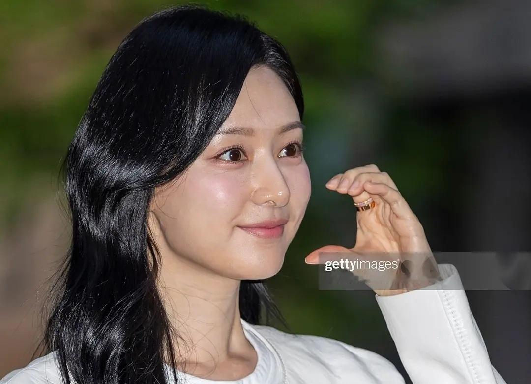 金智媛被高估的颜值，可能是韩剧滤镜 ​​​