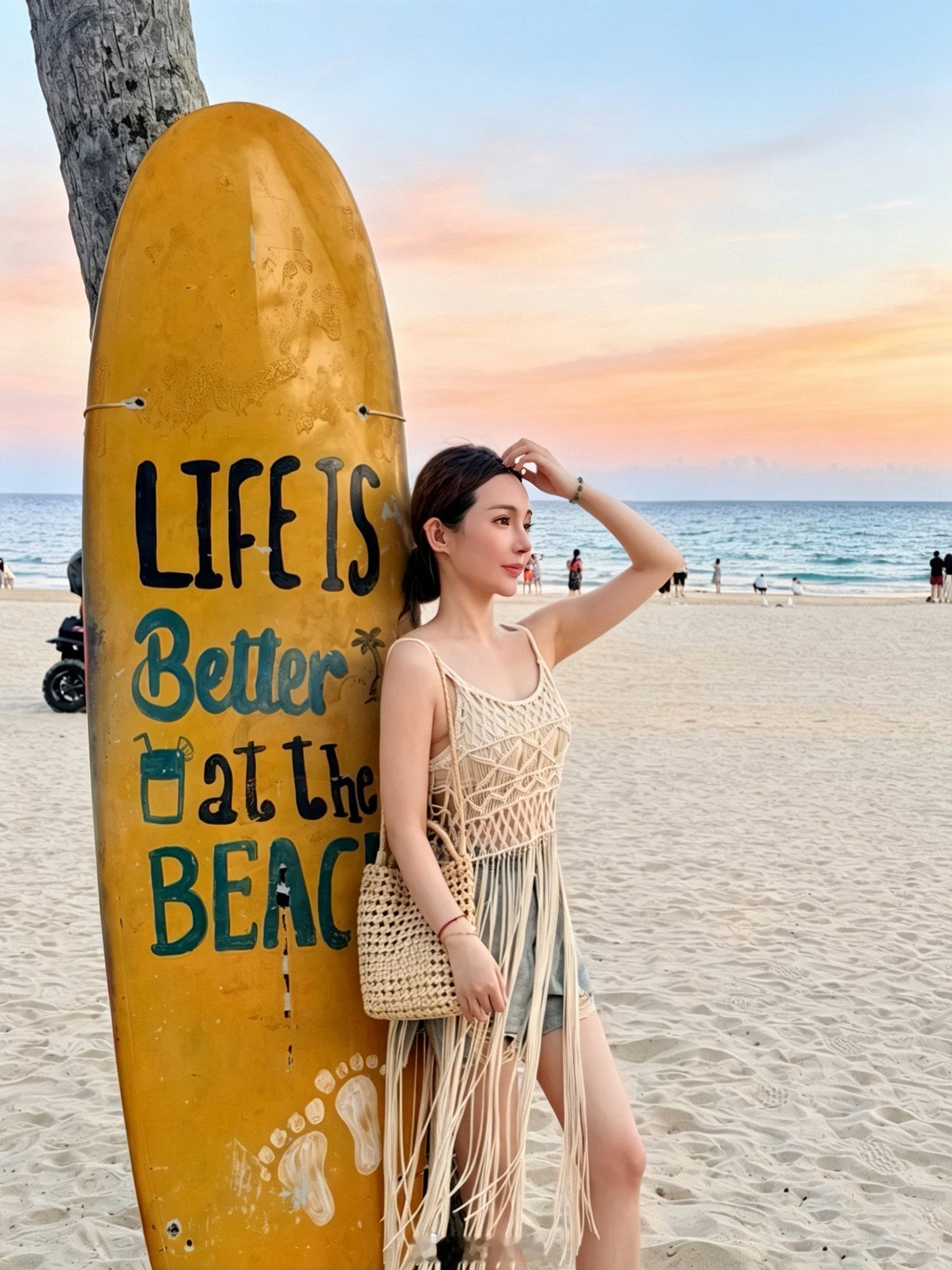 在万宁的暮色里，偷得浮生半日闲。🏄 万宁·万宁石梅湾