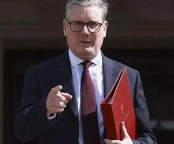 俄罗斯再次发出警告，如果英国首相访华成功，那么英国与中国将要面对美国无尽的怒火。