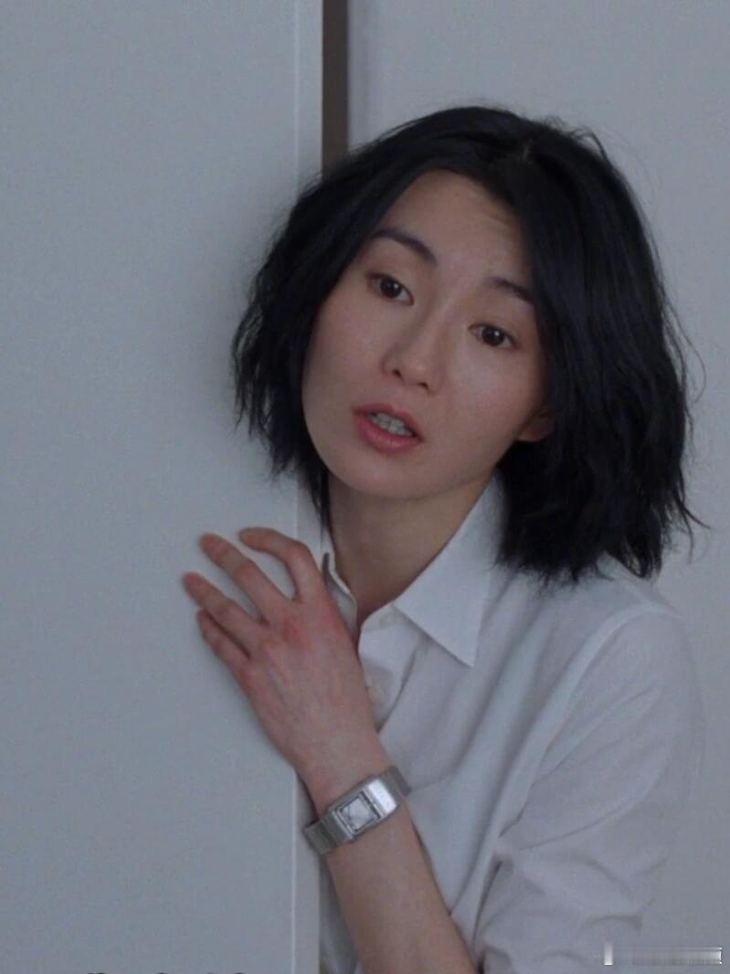 张曼玉 我担都在追的星 不愧是我担也在追的星，颜值经得起时间打磨，复古造型灵动，