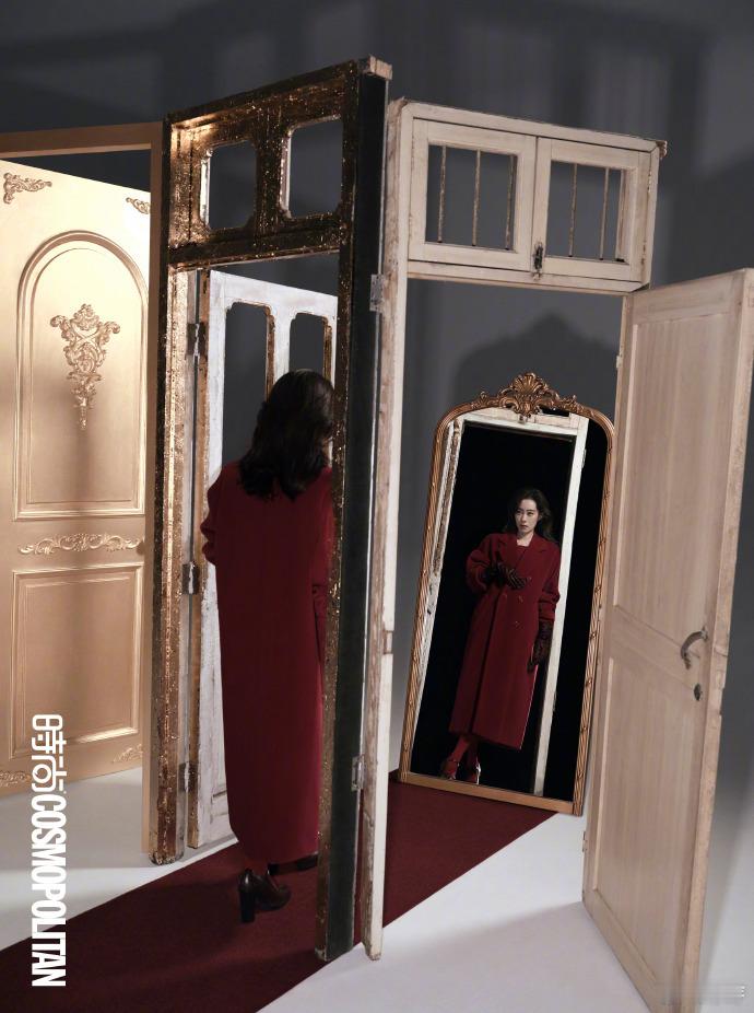 张小斐 时尚战绩 谁懂啊！张小斐的时尚进阶太绝了，从女刊封面到质感造型，风格越来