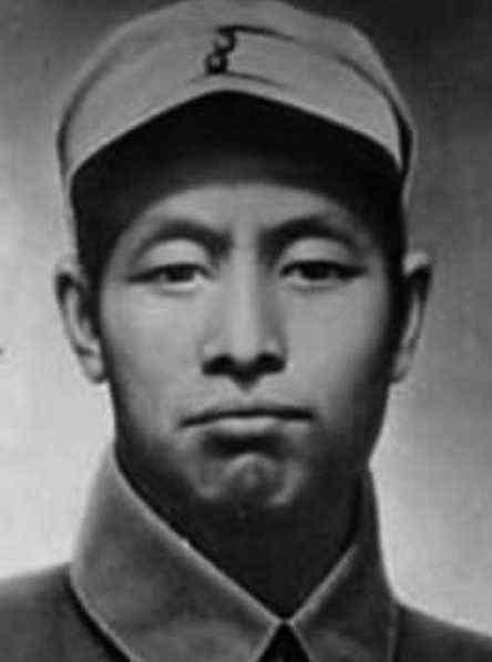 符竹庭（1912—1943），江西广昌人，抗日英烈。15岁投身革命，1928年入