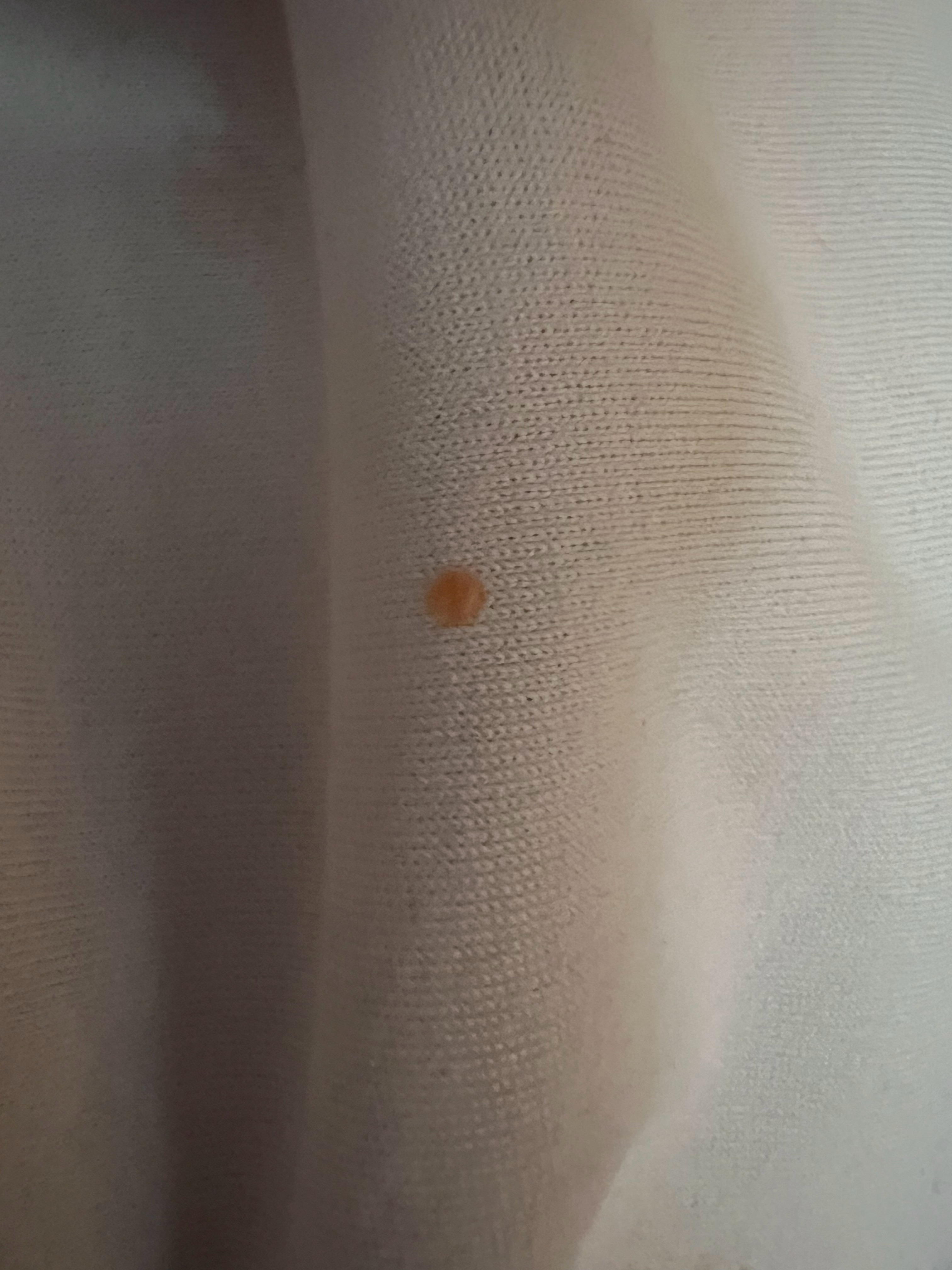 墨菲定律：没回穿白色T恤时必吃西红柿面 