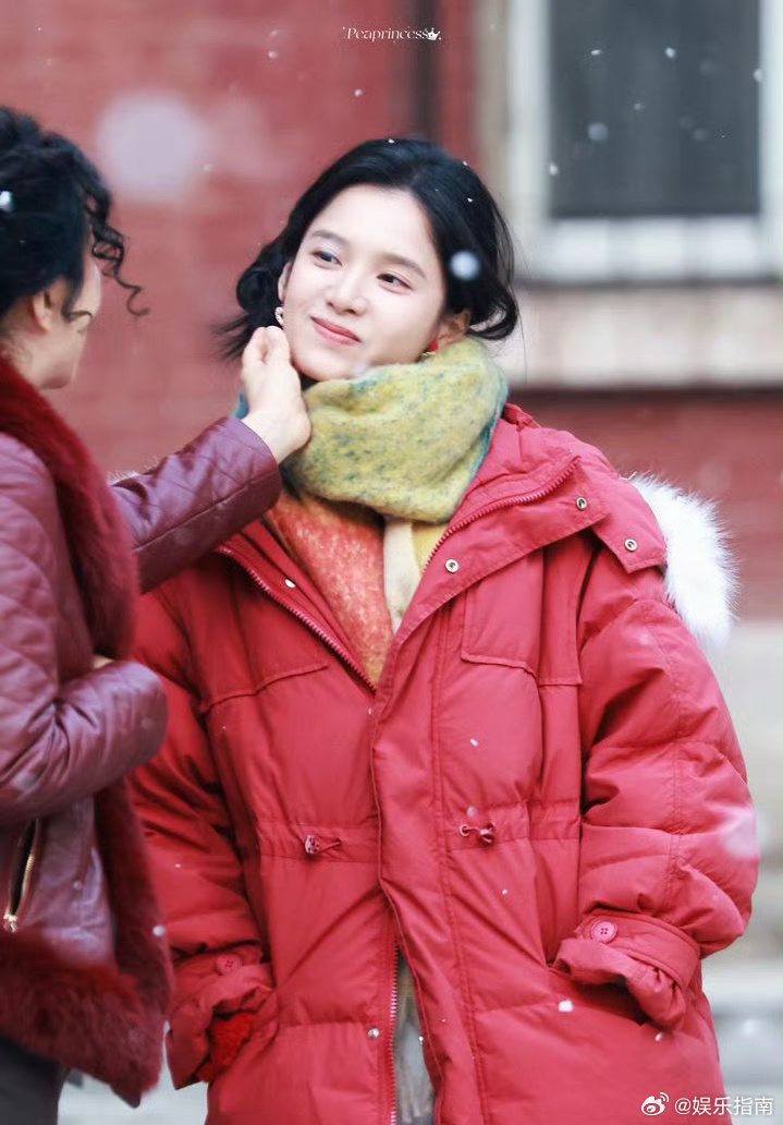 张婧仪《致我那菜市场的白月光》任冬雪哈尔滨路透，萌萌的小福娃！ 