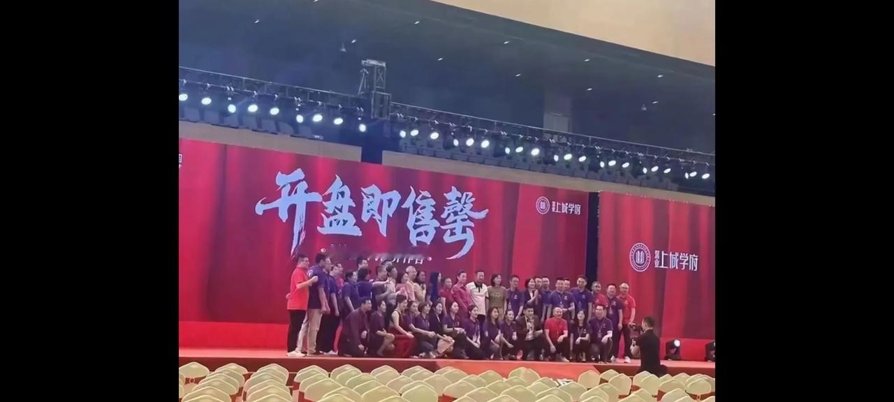 深圳昨日再现日光盘，楼市的回暖已经悄然发生了。事实证明，市场并不缺钱，只是缺少信