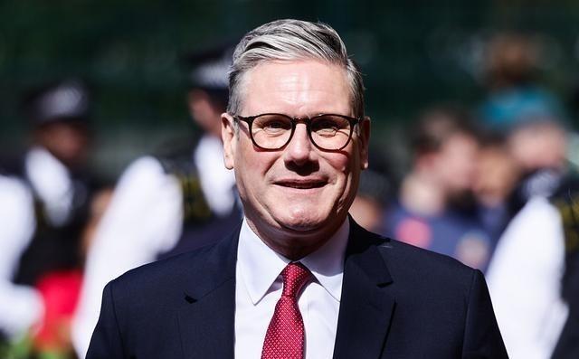 英国也要转向了！新加坡联合早报报道：“在伦敦通过中国驻英大使馆新馆舍的规划审批后