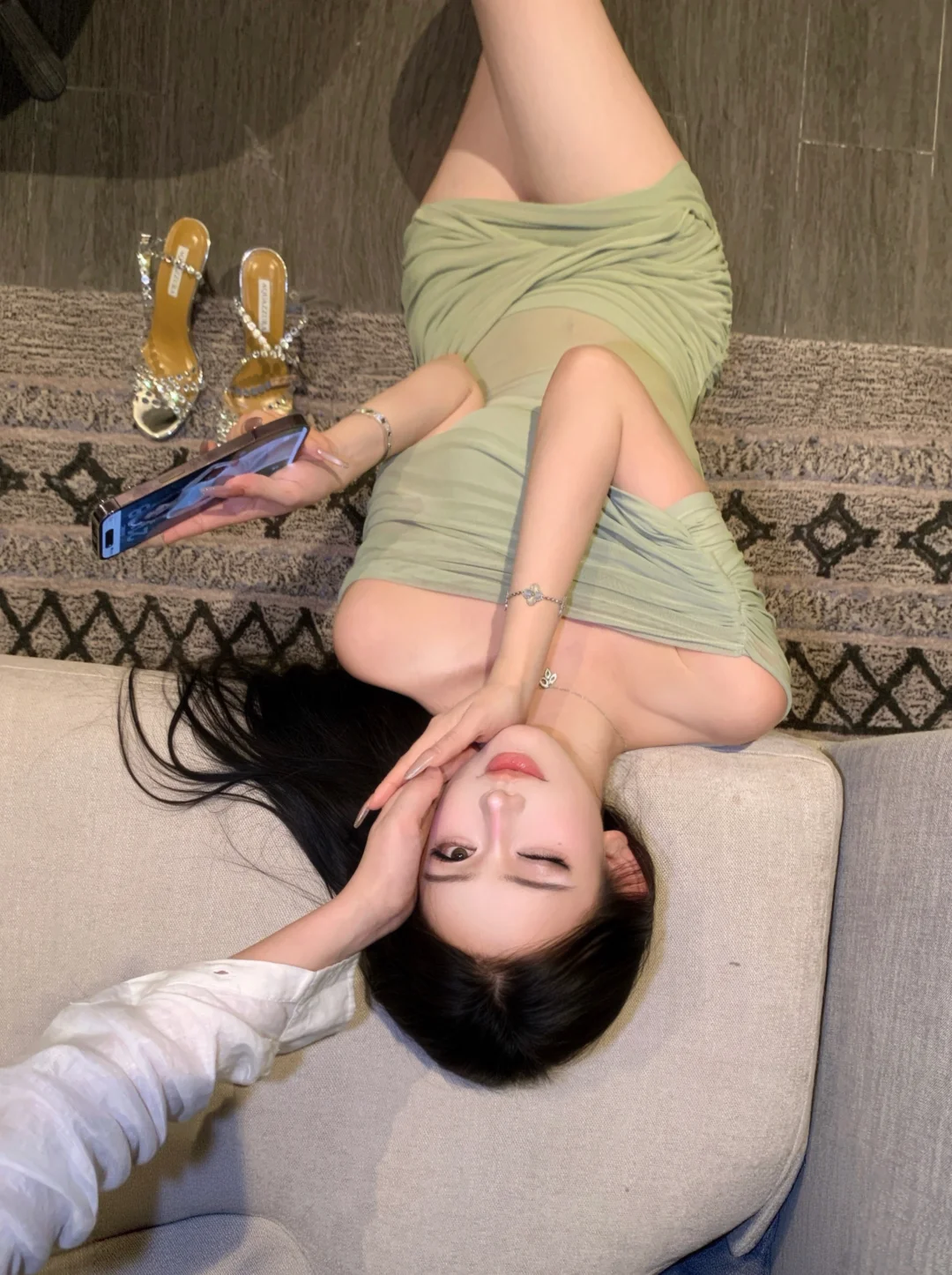 忍不住想靠近你