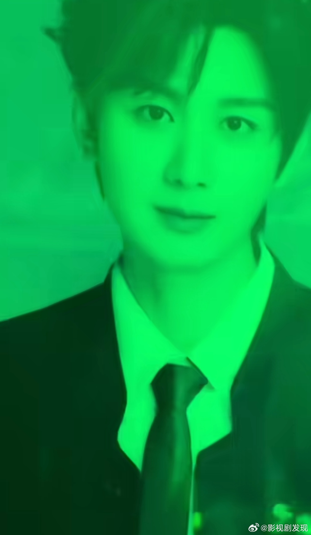 丁禹兮绿海刚刷到成毅家一片绿海，陈伟霆还说以为去了成毅演唱会呢？怎么丁禹兮家也有