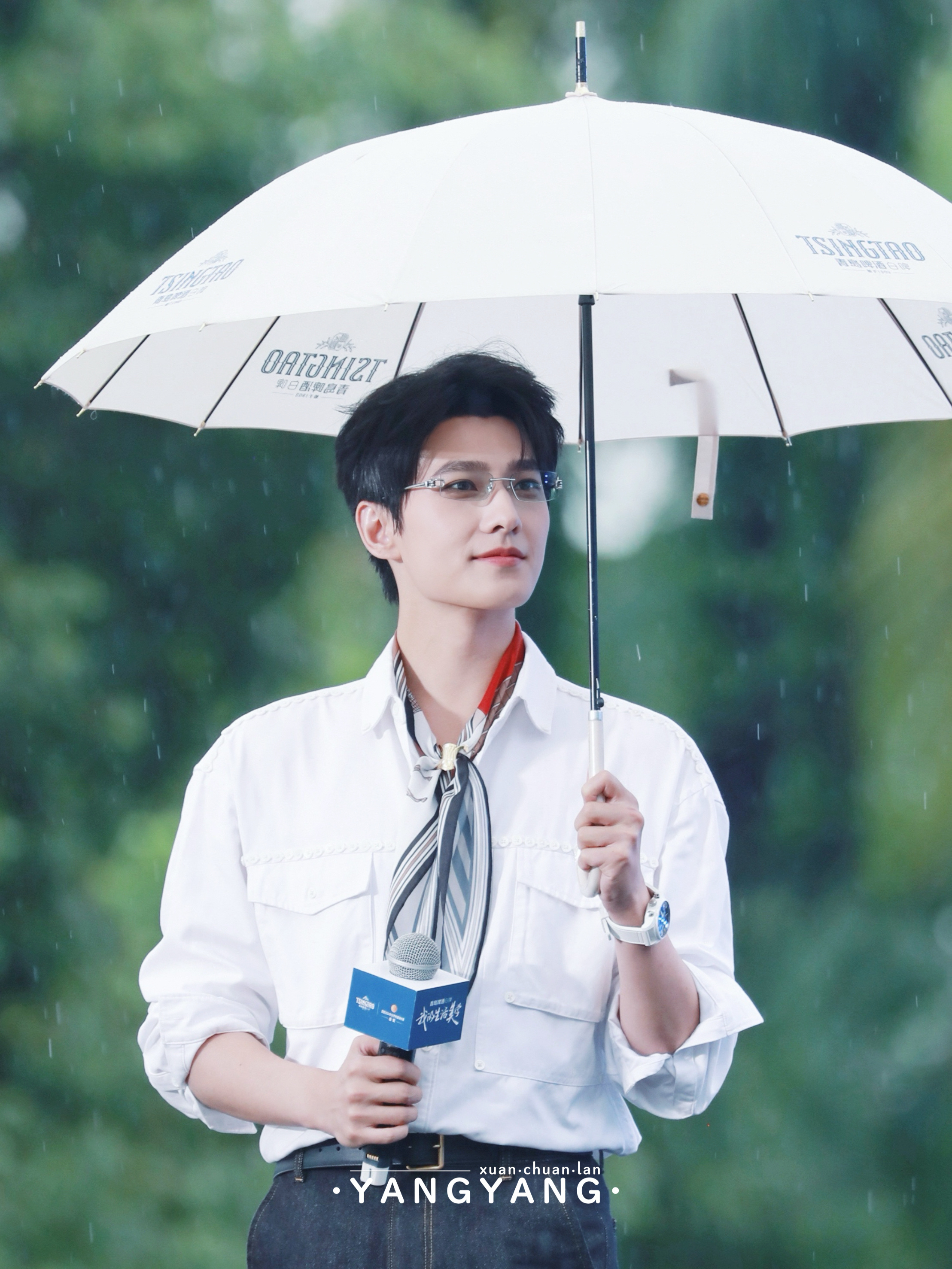 📸 ✨🔹𝓨𝓸𝓾𝓷𝓰光前线🔹✨ 📸情深深雨濛濛，世界只在你眼中。