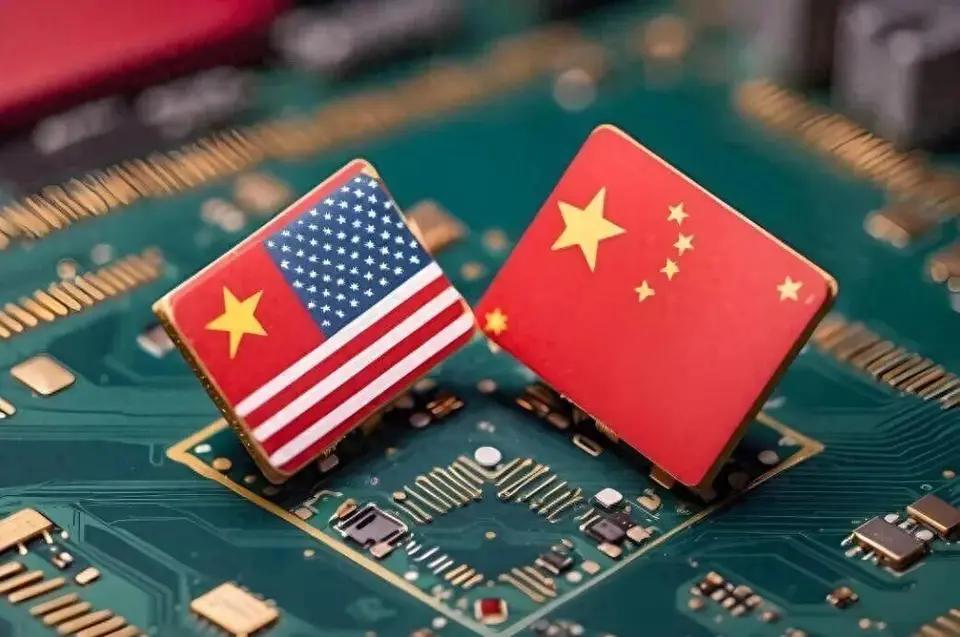 中美竞争大概率会长期持续，这可不是短期的小打小闹。美国靠以美元为核心的全球金融体