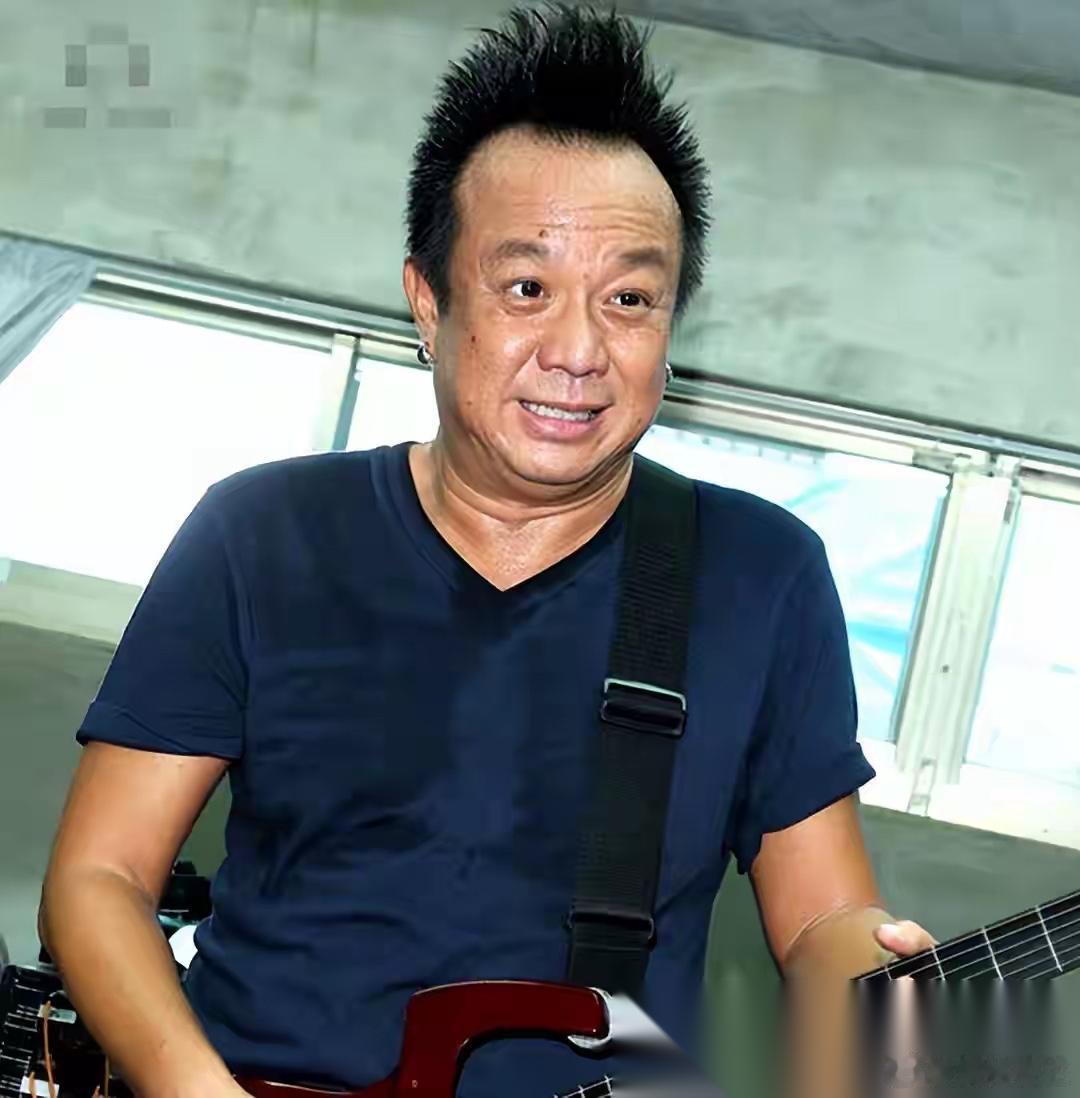 黄大玮就这么突然离世了 他这辈子最遗憾的事 不是没有成名曲，也不是感情没结果，而