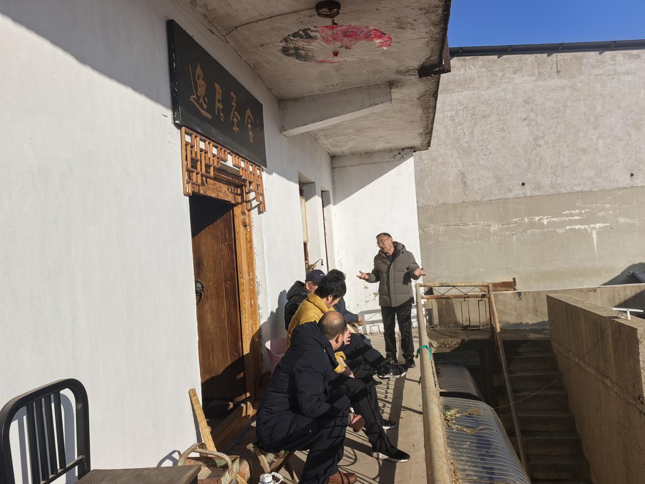 回家了，漂泊在外还是在家的温暖！60年代的你可否感受？温暖祥和！