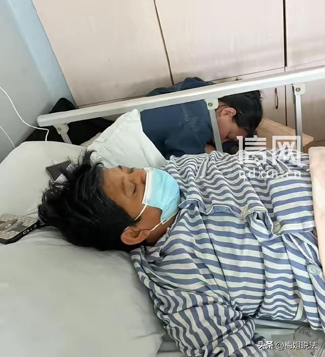 福建厦门，有位女士的母亲在医院做了胆结石手术，原本是微创手术，结果医院私自改成了