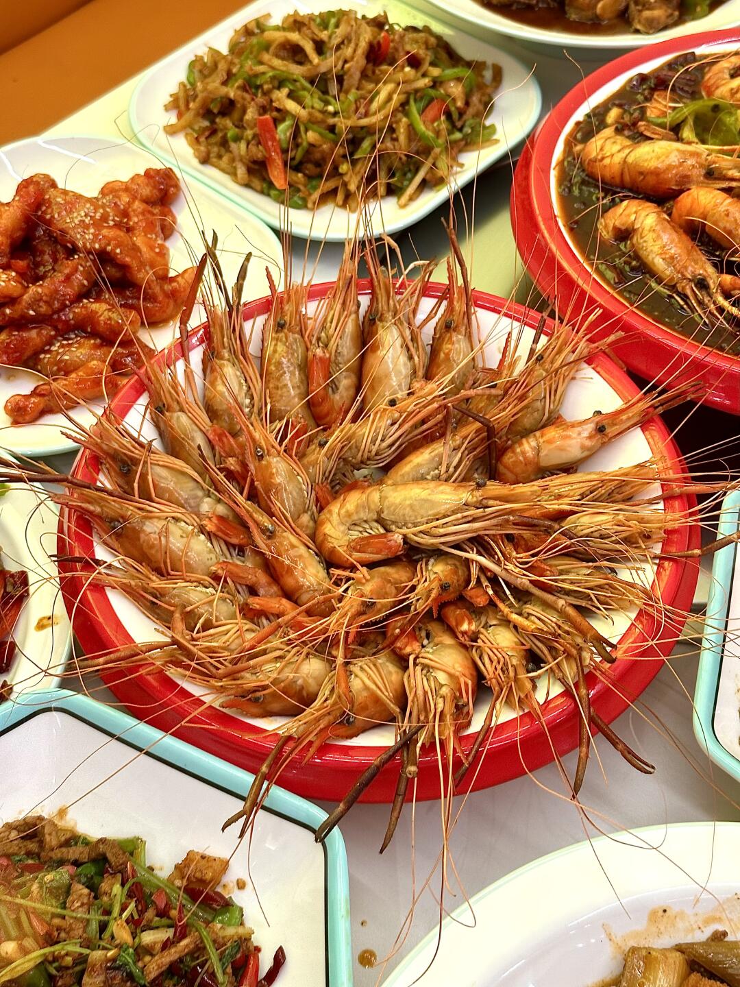 蚌埠的！下高铁直奔来吃的！吼吼吃啊！！