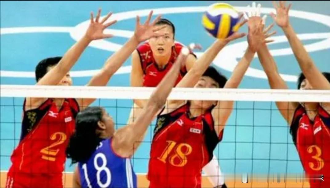 李莹莹因心脏手术后需要静养，无缘亚锦赛和亚运会，需要中国女排的年轻姑娘们硬抗了。