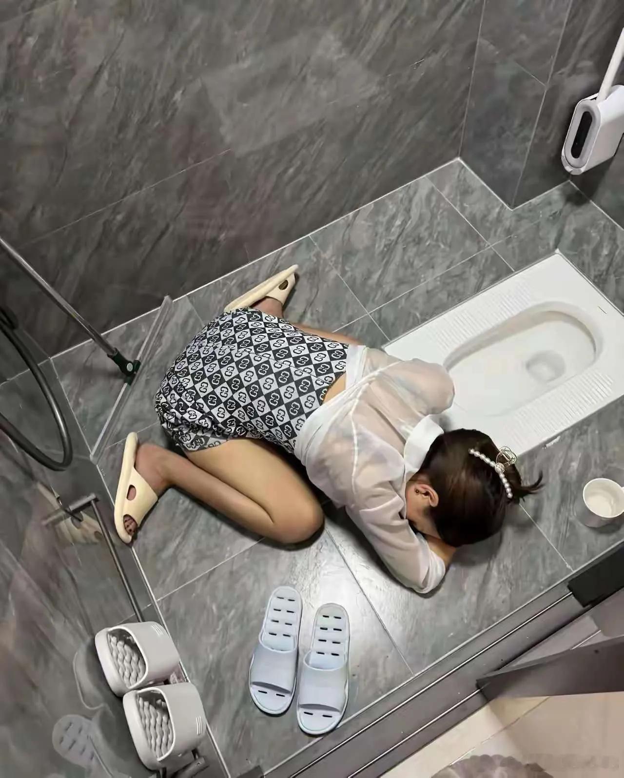 生活手记哭晕在厕所嘛？ 