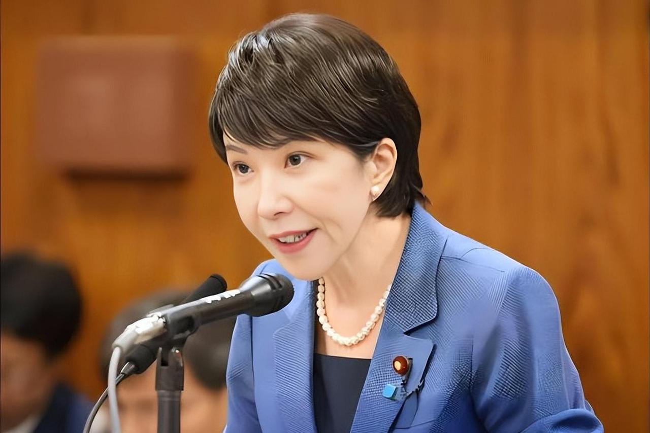 一夜之间日本被中国收拾服帖！日相高市早苗竟被开除党籍这份震惊消息背后藏着怎样的深