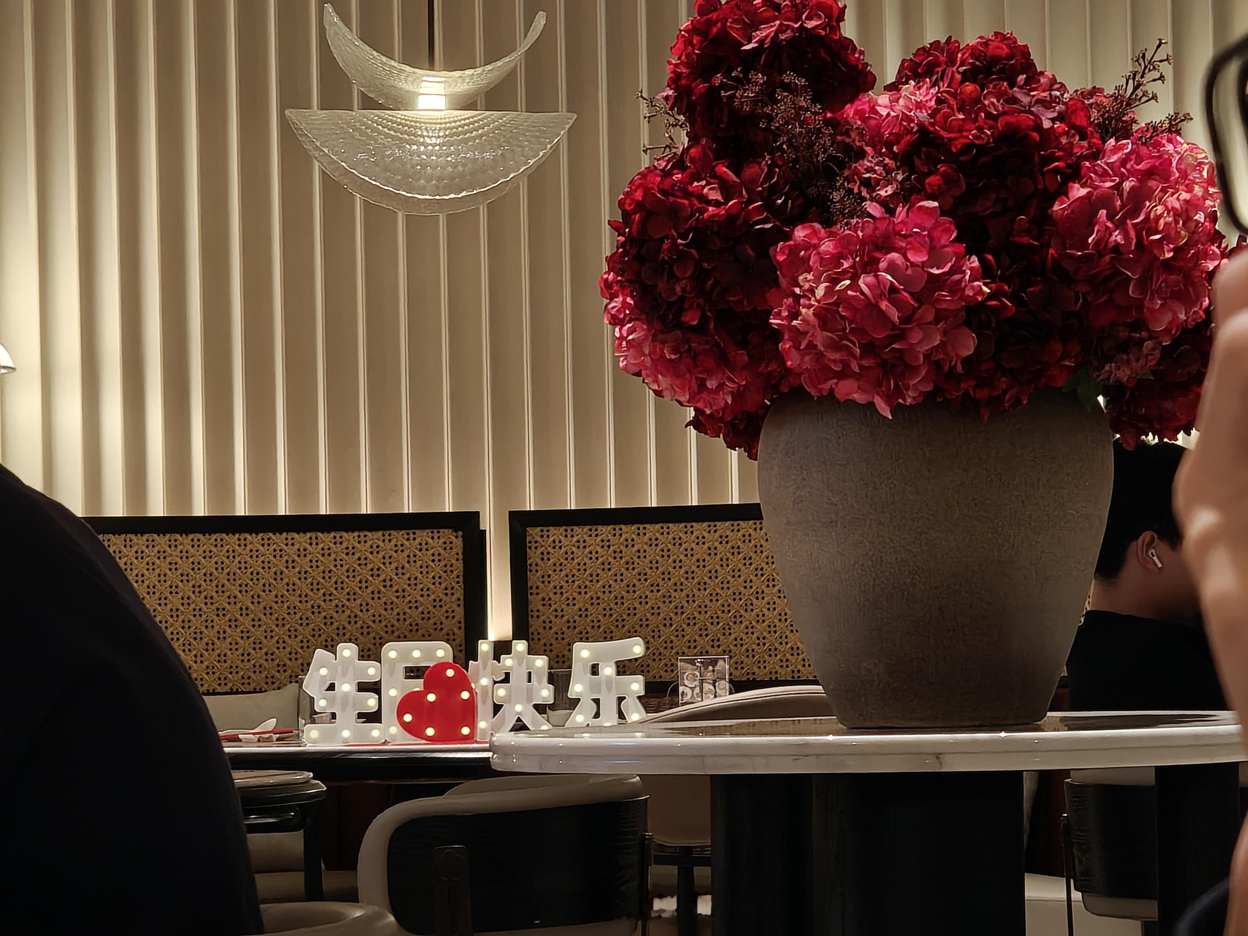 虽然不知道是谁生日还是要说一句：生日快乐 