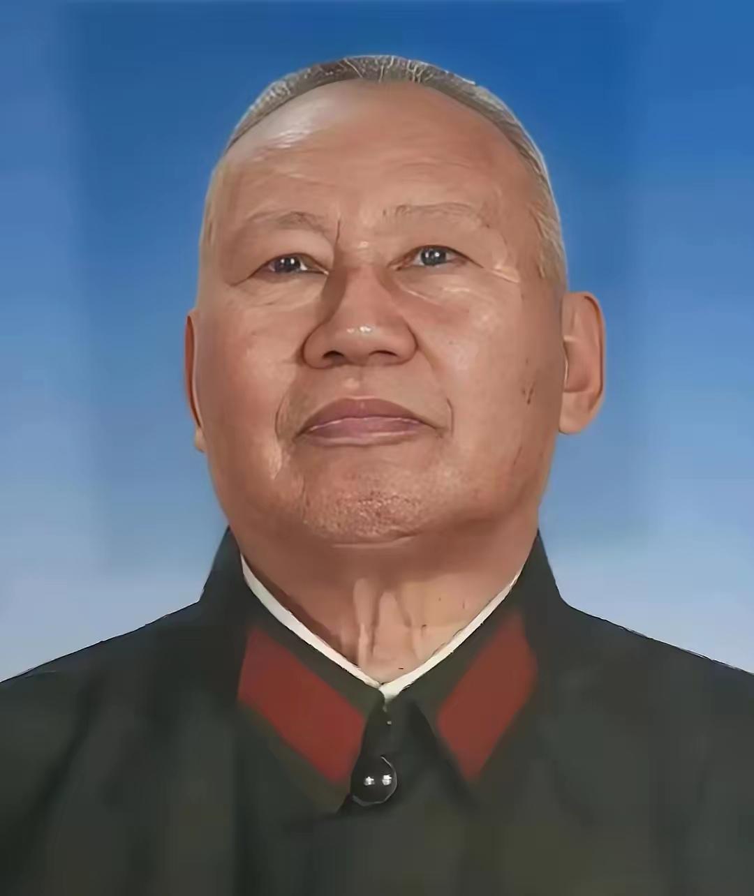 1978年，原空军副司令张积慧被解除职务，被关押两年，1980年转业到地方，连降
