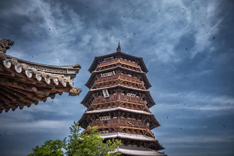 我模仿徐志摩给应县木塔写了一首诗。
这是：徐志摩写给林徽因

我，想你没睡，
我