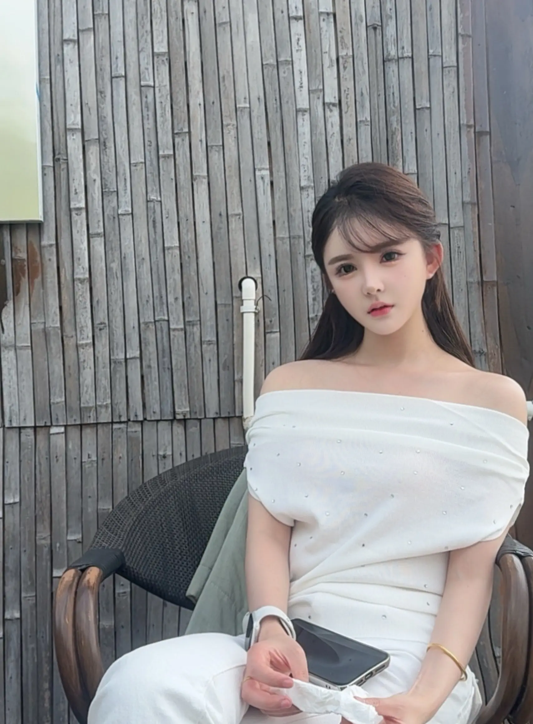以前脾气不好，但是心软，后来我越来越温柔，但心却越来越狠