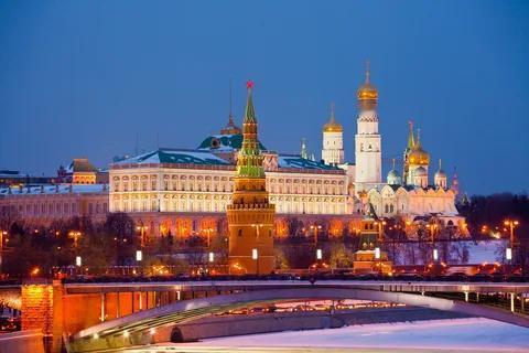 📉 索比亚宁称莫斯科各经济部门面临人才短缺
 
莫斯科市长谢尔盖·索比亚宁在“