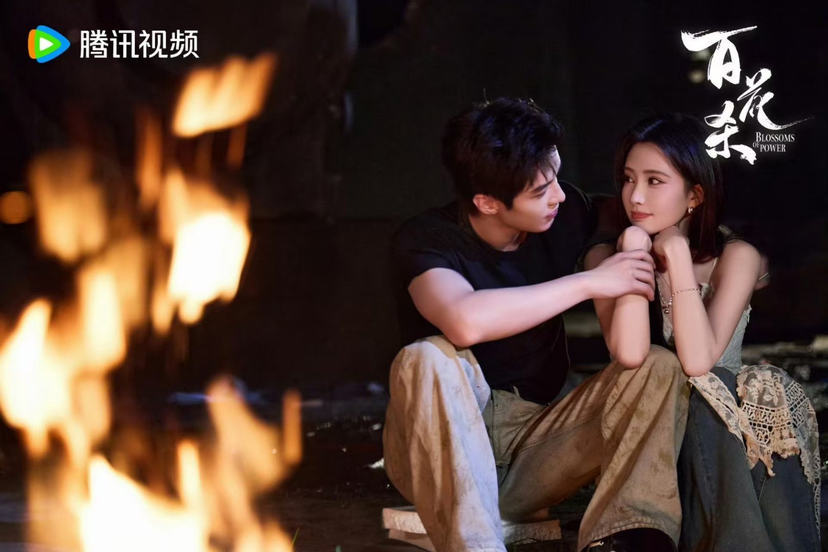 百花杀是孟子义喊何与来演的圈内人脉属实能打，三搭好友默契拉满，主动推荐搭档太暖心