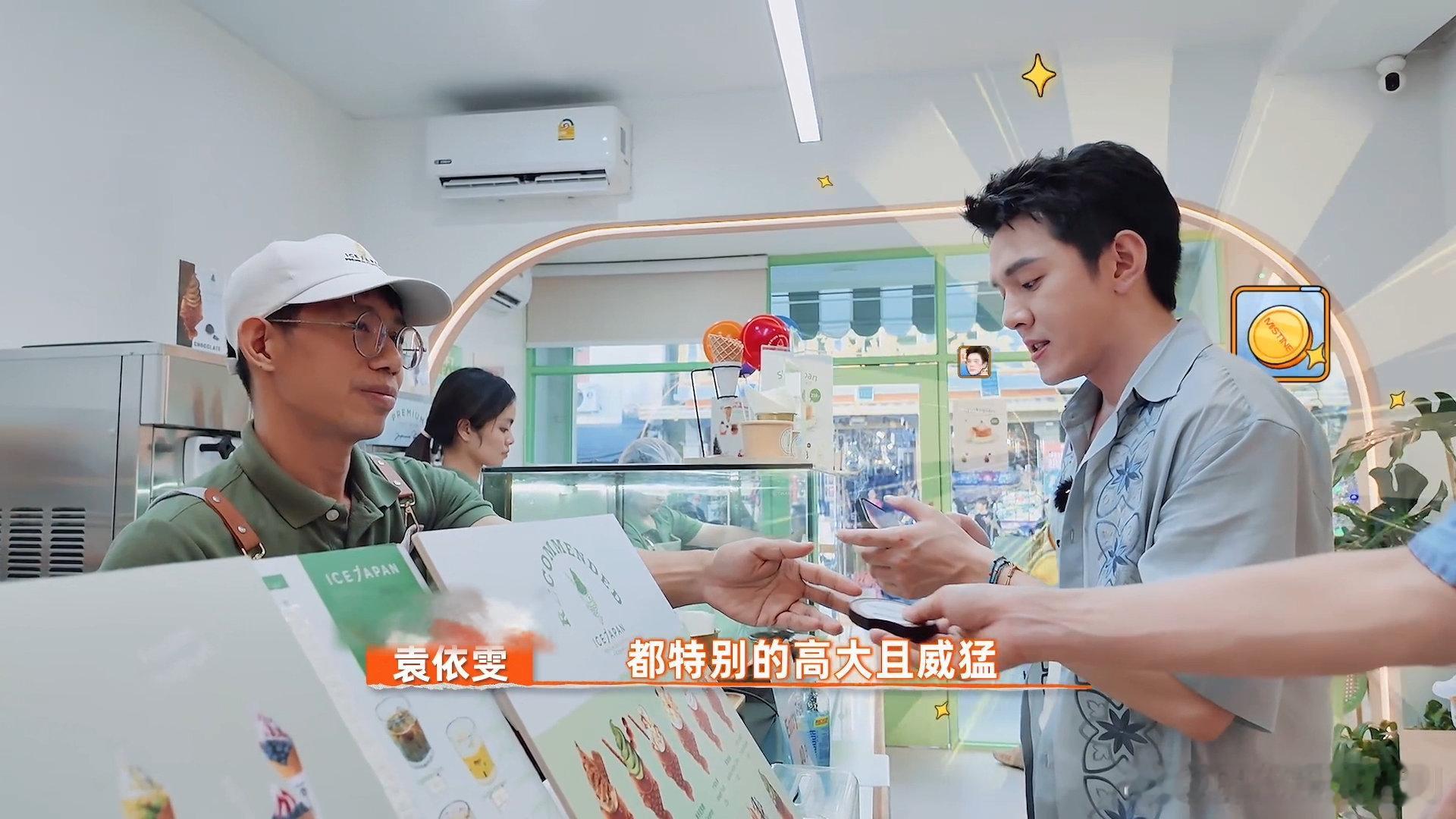 李佳琦又在哪闯祸呢经历风雨更显真诚，李佳琦直面过往、积极改变，用专业与用心回报观