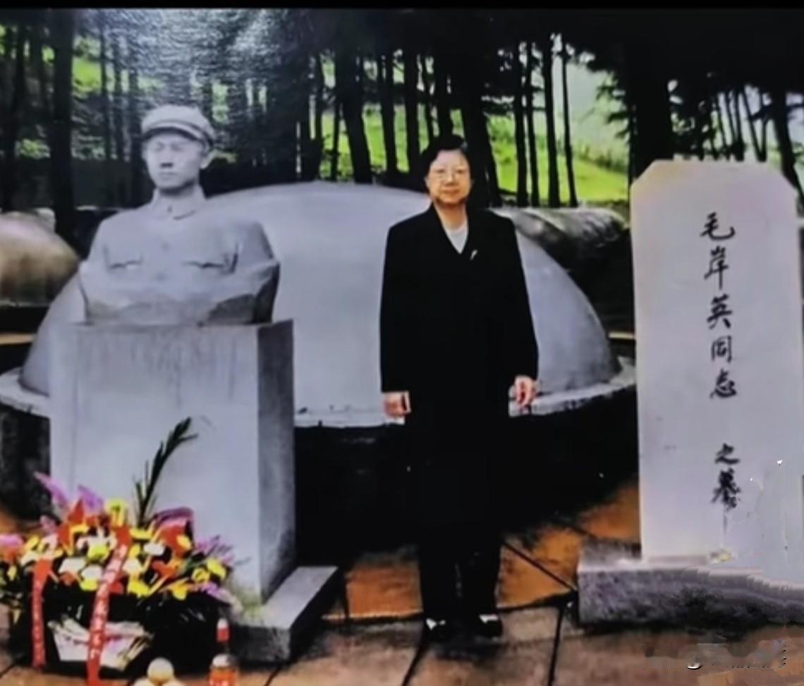 一组老照片藏着旷世深情！毛岸英赴朝之前，留给妻子最后的温柔

 一张张泛黄的旧影